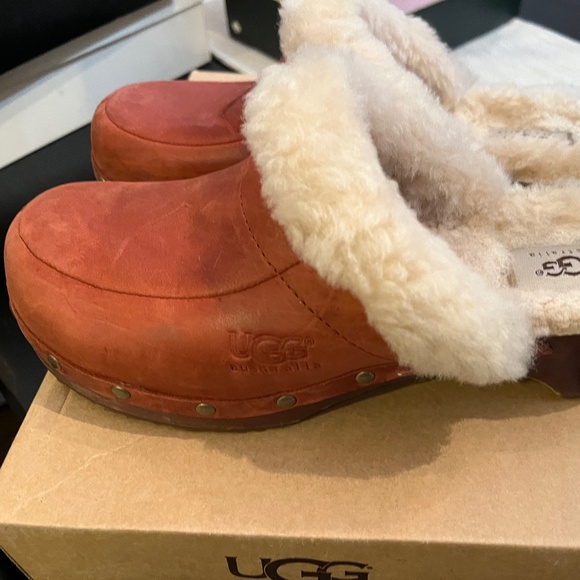 Ugh Kalie flame clog - Picture 3 of 5